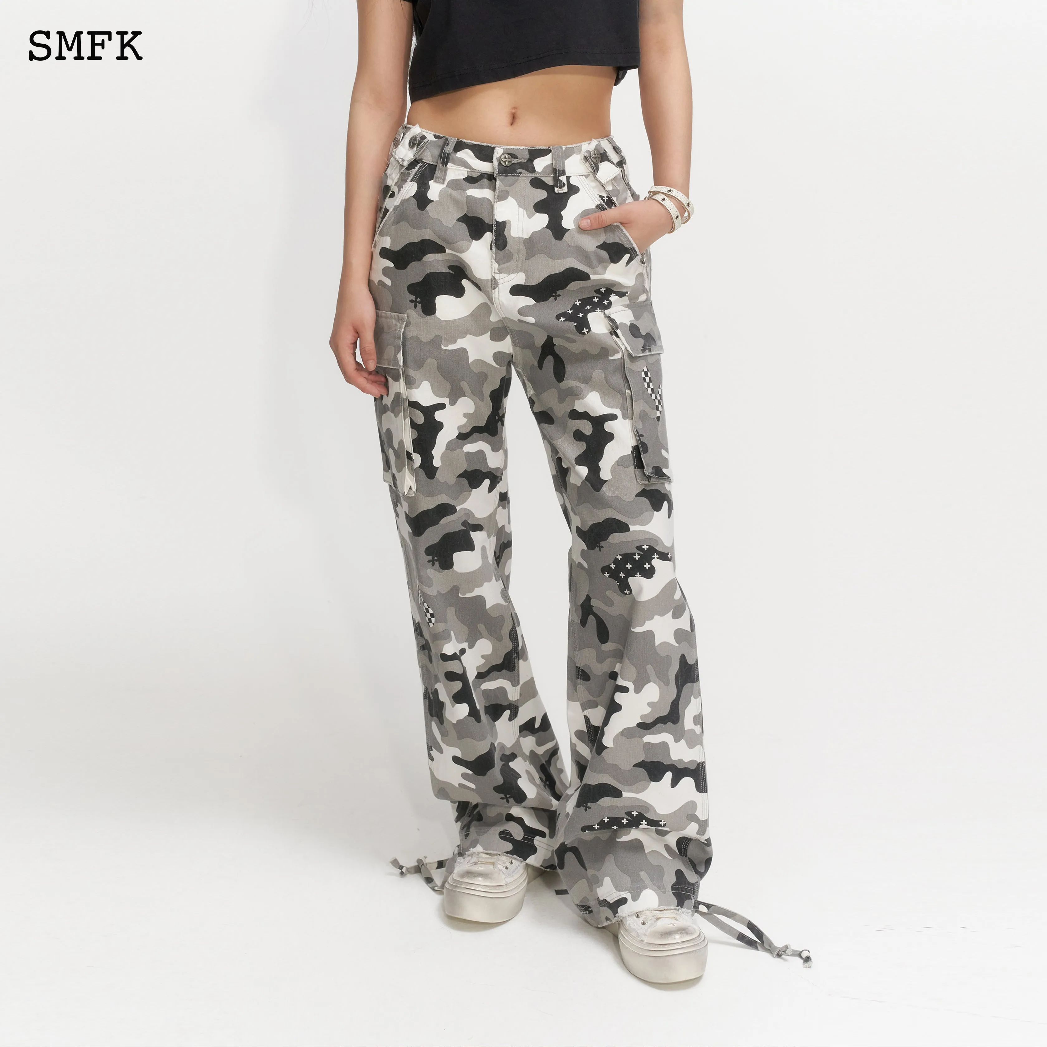Wilderness Camouflage Cargo Pants