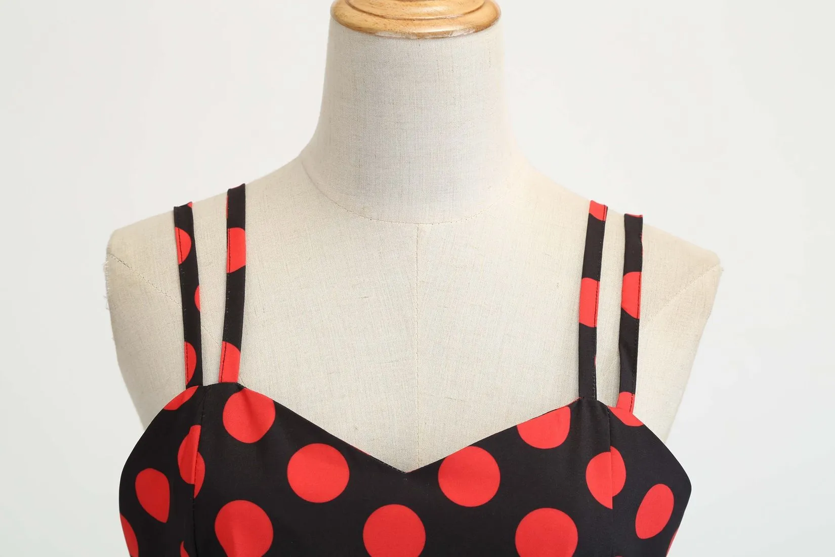 Women's 50s 60s 80s Vintage Sleeveless Strap Polka Dot A-Line Swing Cocktail Party Tea Dresses